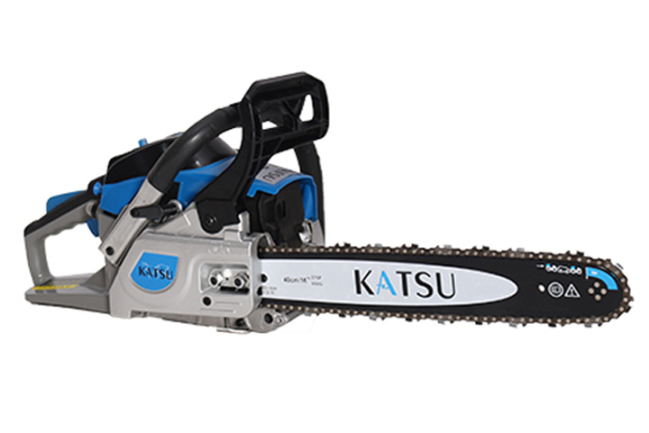 Máy cưa xích chạy xăng Katsu 4900 nhỏ gọn 